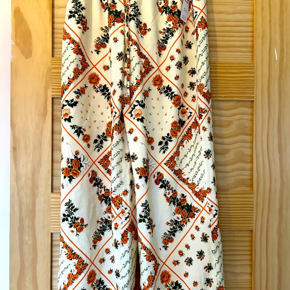 Abercrombie Textured Pull on Pants.